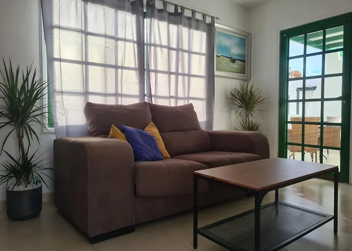 Zafiro,s * Puerto del Carmen (Lanzarote)